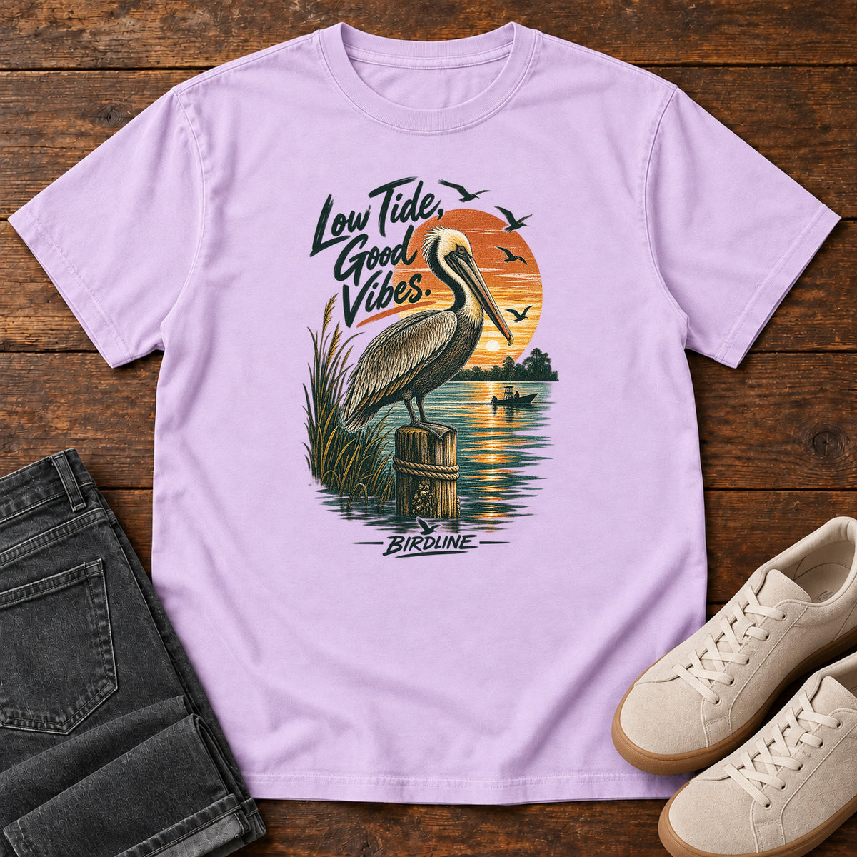 Low Tide Good Vibes Pelican T-Shirt in Orchid