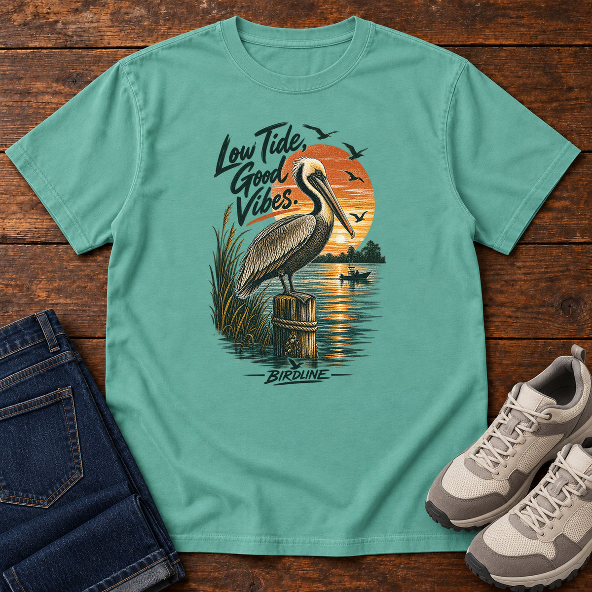 Low Tide Good Vibes Pelican T-Shirt in Seafoam