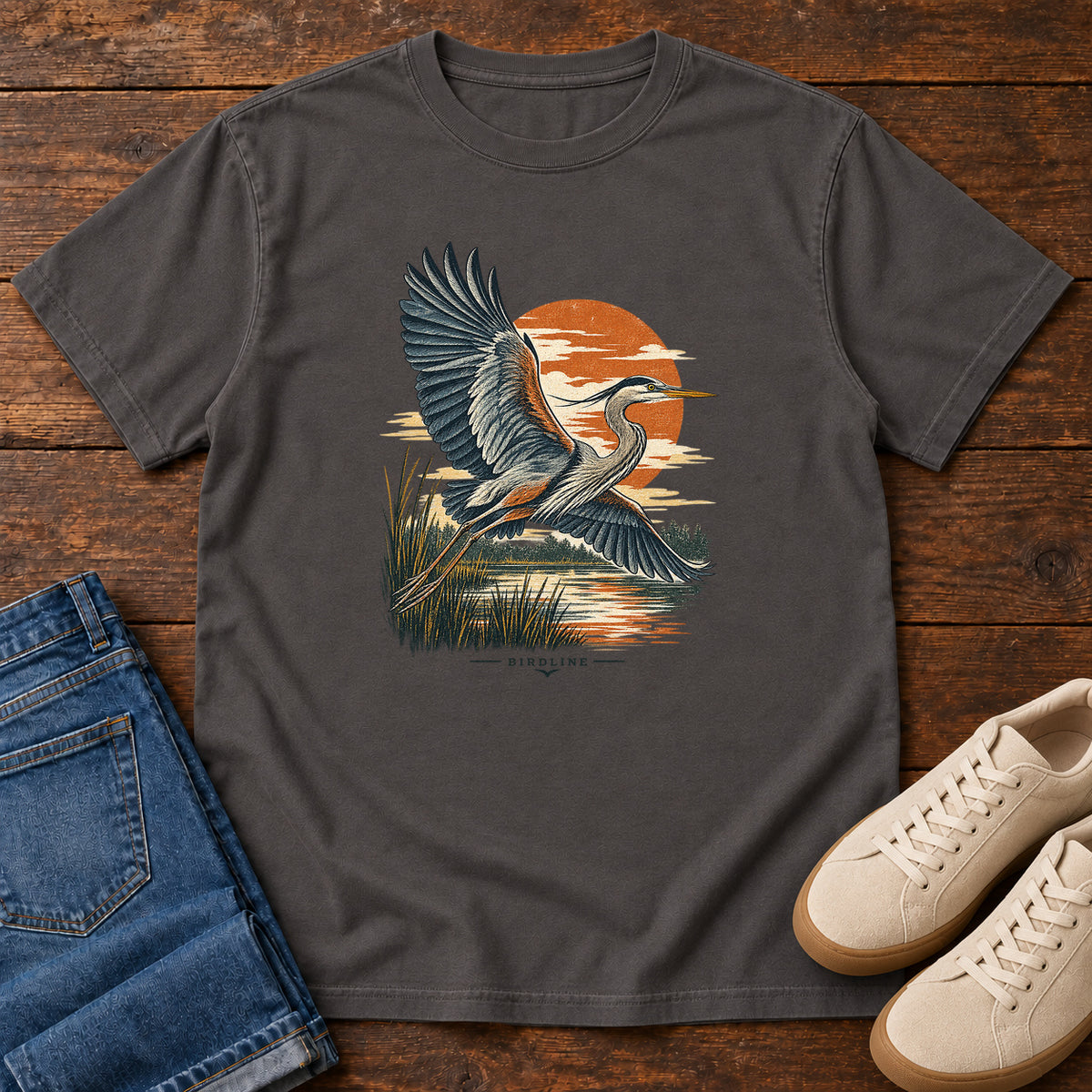 Heron in Flight T-Shirt – Sunset in Graphite