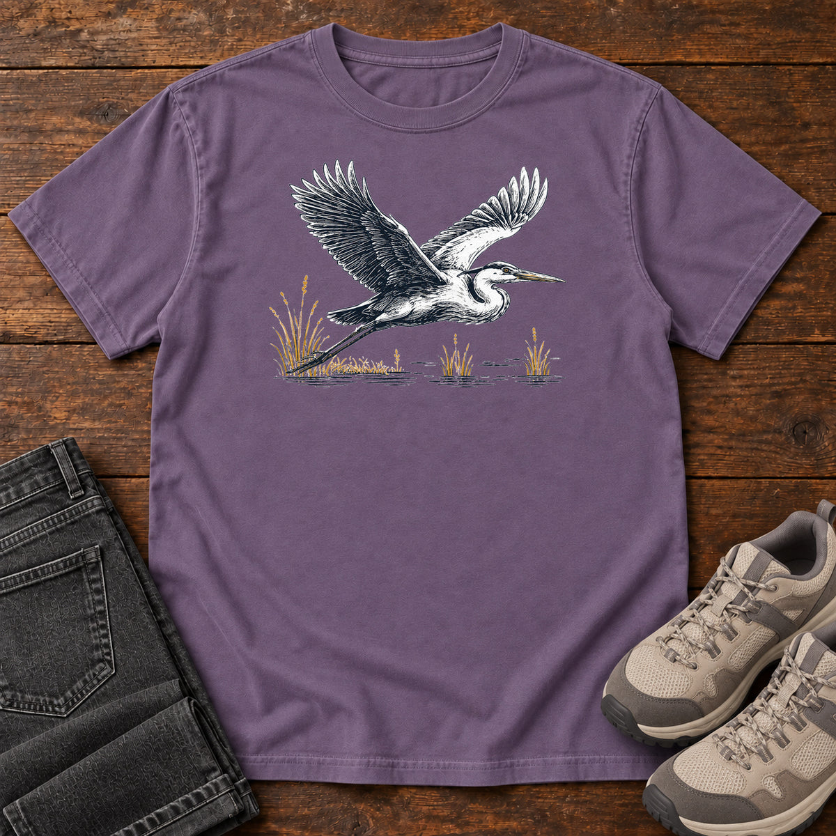 Heron in Flight T-shirt in Grape