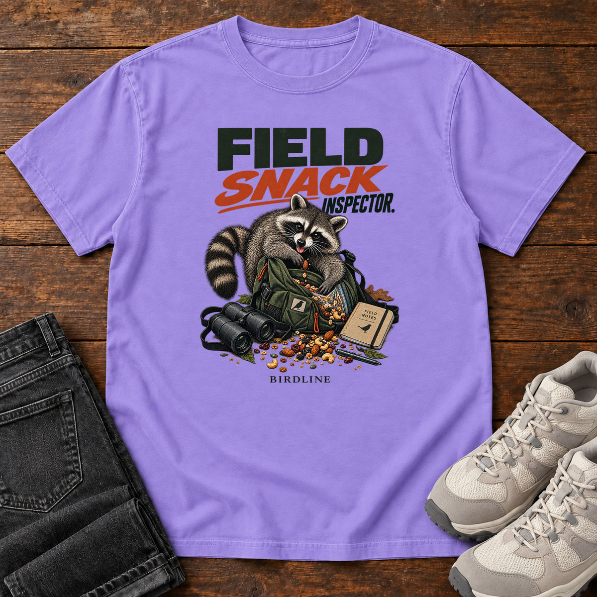 Field Snack Inspector Raccoon T-Shirt in Violet