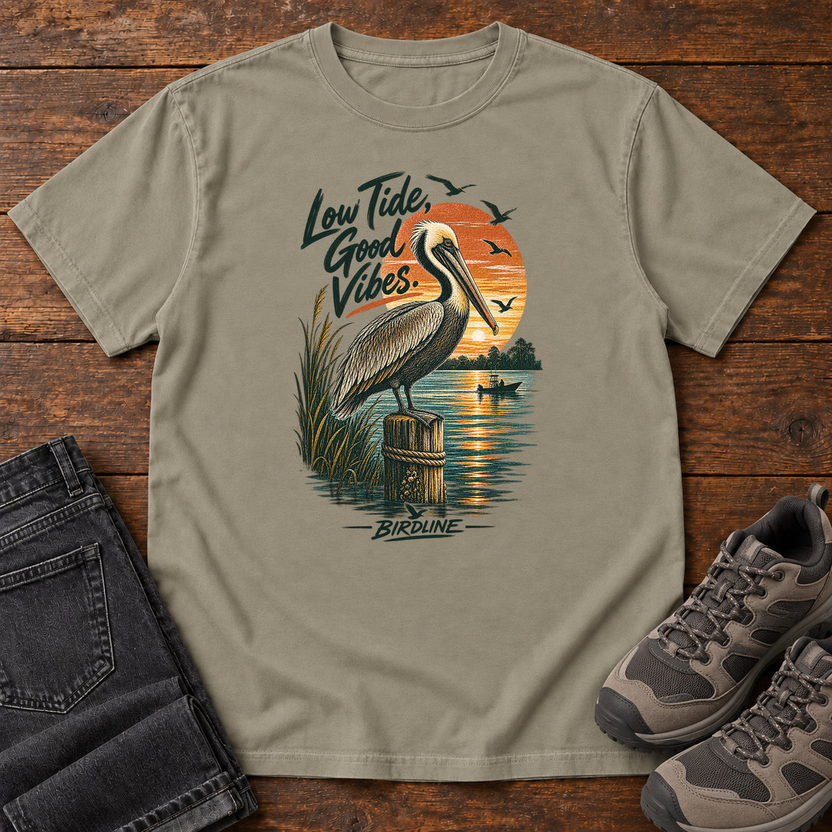 Low Tide Good Vibes Pelican T-Shirt in Sandstone