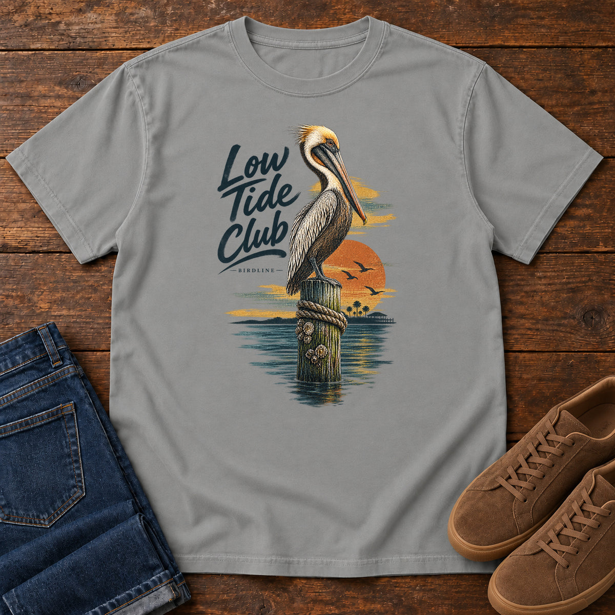 Low Tide Club Pelican T-Shirt in Grey
