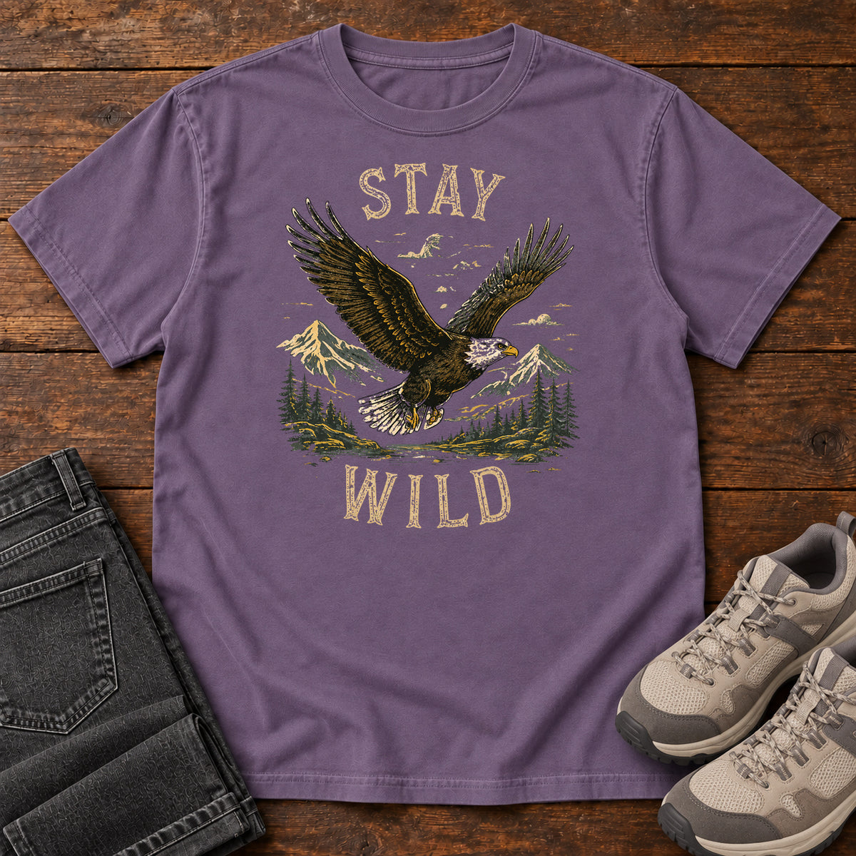Stay Wild Eagle T-shirt in Grape