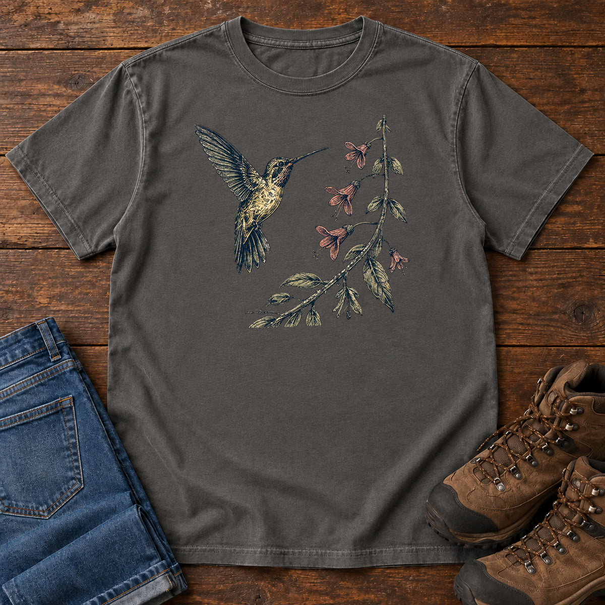Hummingbird and Bellflower T-shirt in Pepper